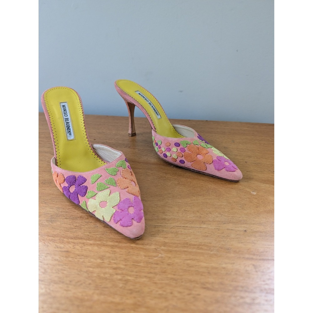 Vintage Y2K Manolo Blahnik Pastel Floral Suede Pointed Toe Mules - Picture 5 of 16